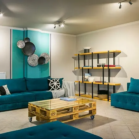 Athinais Lak Villa Lakithra