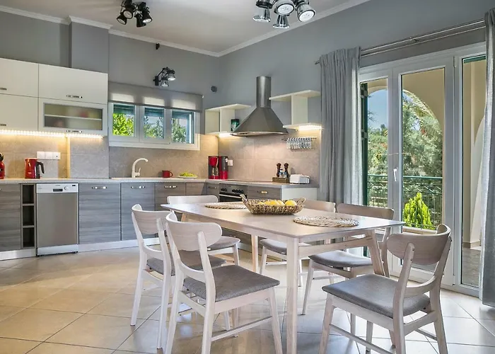 Athinais Lak Villa Lakíthra